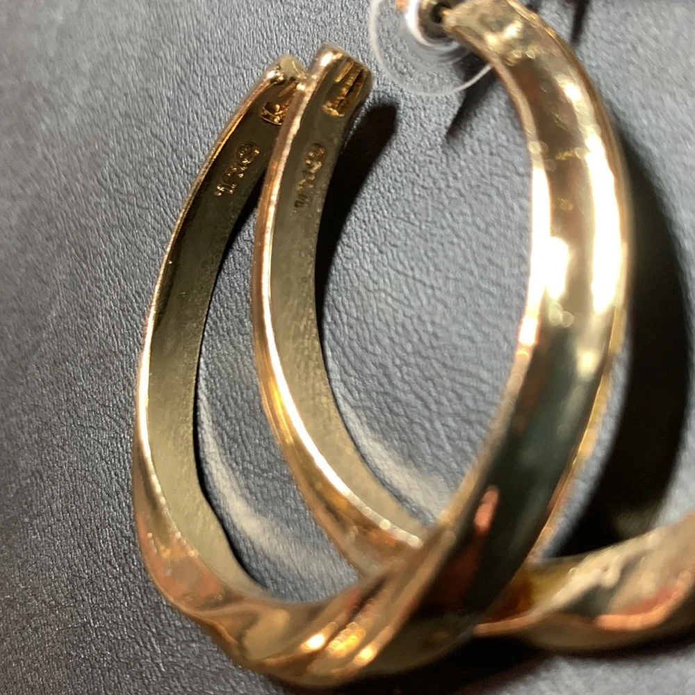 Kenneth Jay Lane Hoop Earrings - Picture 3 of 6